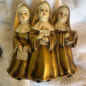 Gold Vintage singing nun Choir Figurine